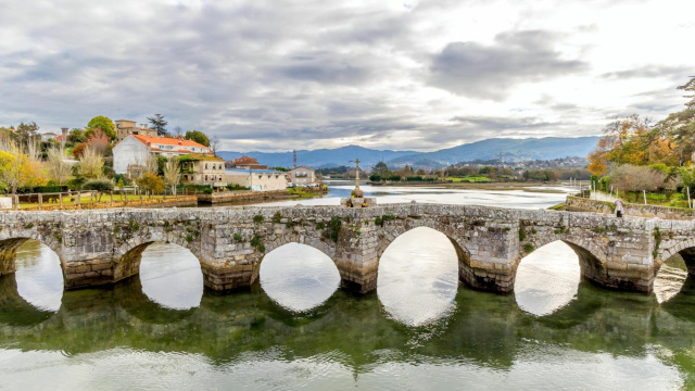 Cruceiro y Peto de Ánimas del Puente Ramallosa